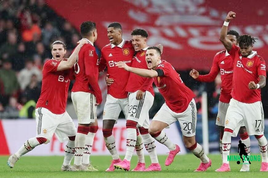Man United cán mốc 6 tỷ USD để vươn lên vị trí thứ 2